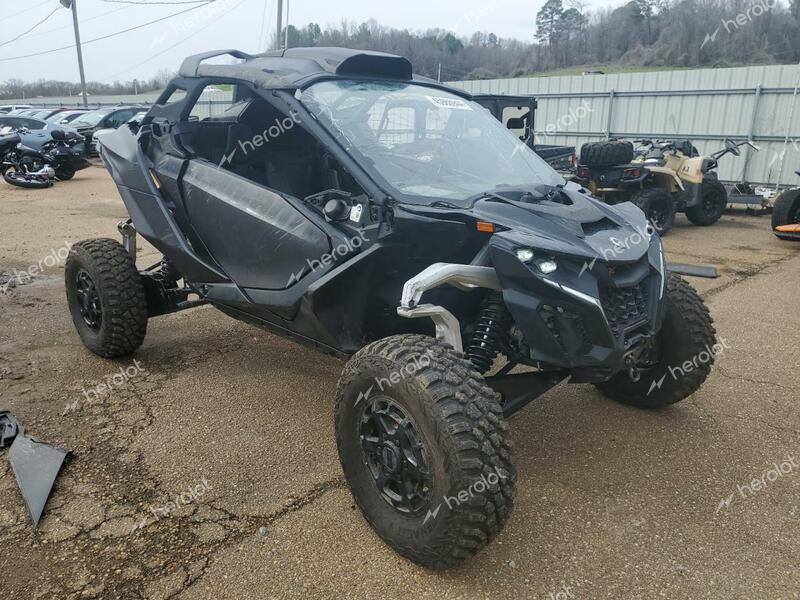 CAN-AM MAVERICK R 2024 black  gas 3JB8LAT4XRE000089 photo #1