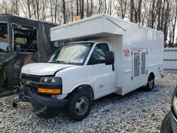 CHEVROLET EXPRESS G4 2019 white  flexible fuel 1HA6GUCG6KN015447 photo #2