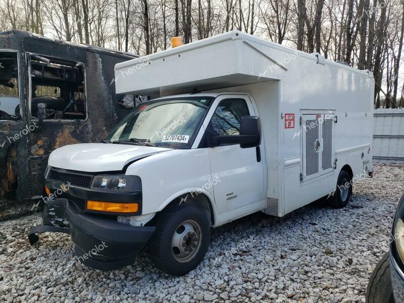 CHEVROLET EXPRESS G4 2019 white  flexible fuel 1HA6GUCG6KN015447 photo #1