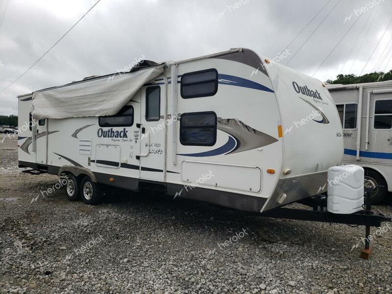 KEYSTONE OUTBACK 2011 white   4YDT30125BB452048 photo #1