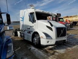 VOLVO VNR 2020 white  diesel 4V4WC9EH4LN232410 photo #2