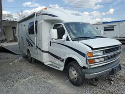 CHEVROLET EXPRESS G3 2002 white cutaway gas 1GBJG31R921189974 photo #2