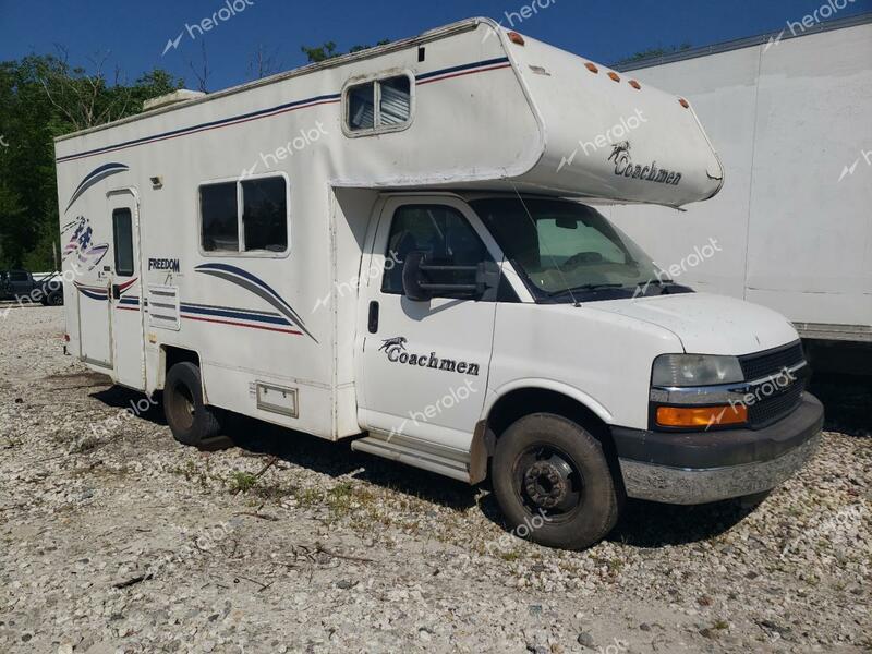 CHEVROLET EXPRESS G3 2003 white  gas 1GBJG31U731121047 photo #1