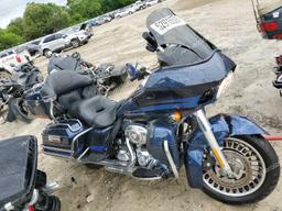 HARLEY-DAVIDSON FLTRU ROAD 2012 blue  gas 1HD1KGM12CB621306 photo #2