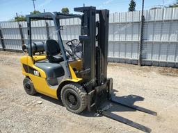 CATERPILLAR FORKLIFT 2011 yellow   AT3530617 photo #2