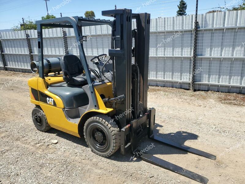 CATERPILLAR FORKLIFT 2011 yellow   AT3530617 photo #1