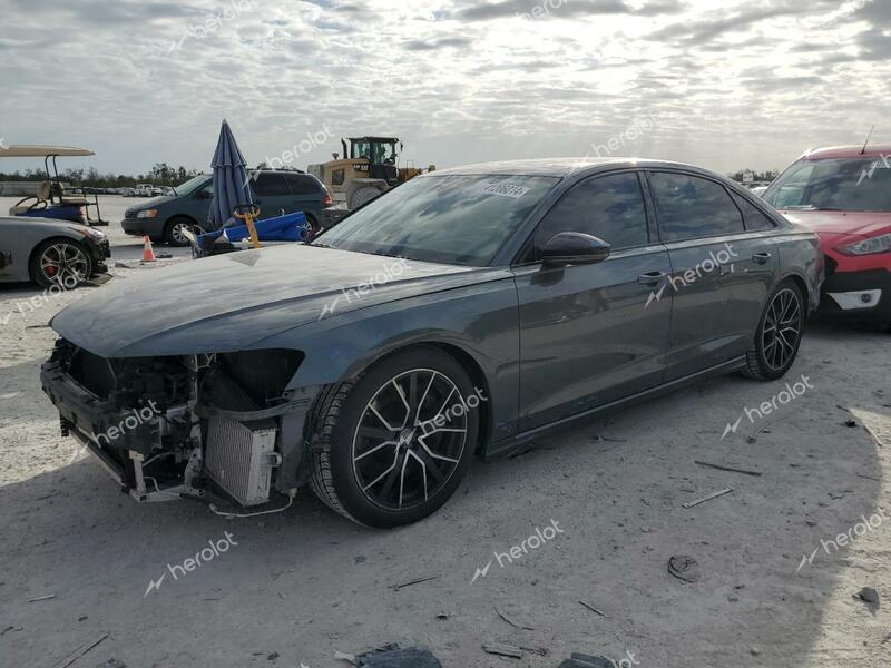 AUDI S8 2020 gray  gas WAU8SAF87LN001084 photo #1