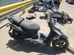 KYMCO USA INC SUPER 8 15 2018 black  gas LC2D3J105JC200107 photo #2