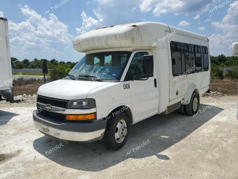 CHEVROLET EXPRESS G3 2012 white cutaway flexible fuel 1GB3G2BG8C1200867 photo #1