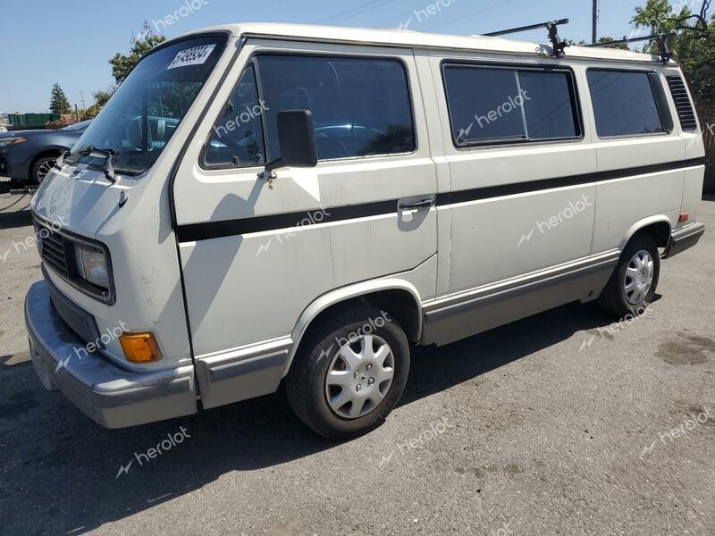 VOLKSWAGEN VANAGON BU 1990 white  gas WV2YB0257LG094641 photo #1