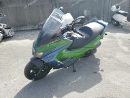 KYMCO USA INC X-TOWN 300 2022 two tone  gas LC2W1M247NC100419 photo #3