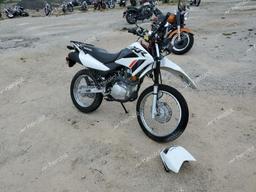 HONDA XR150L E 2023 white  gas 3H1KD131XPD003014 photo #2