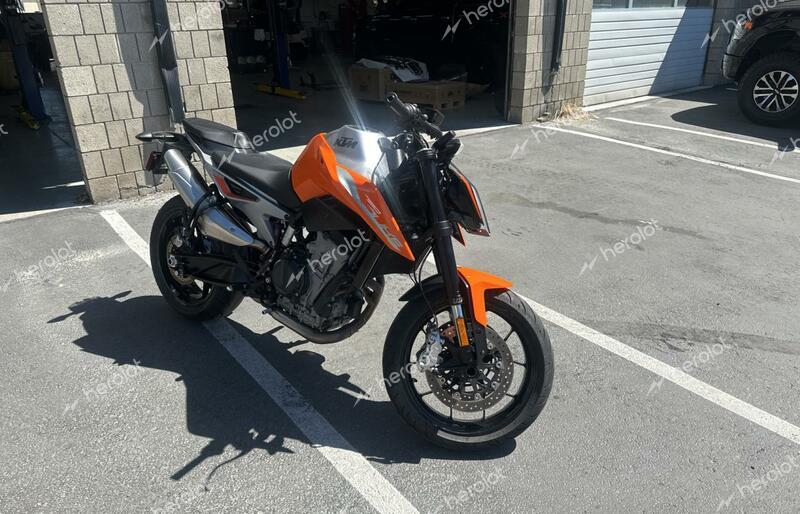 KTM 790 DUKE 2019 orange  gas VBKTU6405KM739373 photo #1