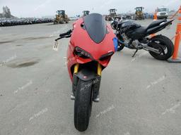 DUCATI SUPERBIKE 2013 red racer gas ZDM14BPW6DB010979 photo #3