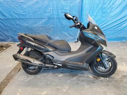 KYMCO USA INC X-TOWN 300 2020 black  gas LC2W1M246LC100120 photo #2