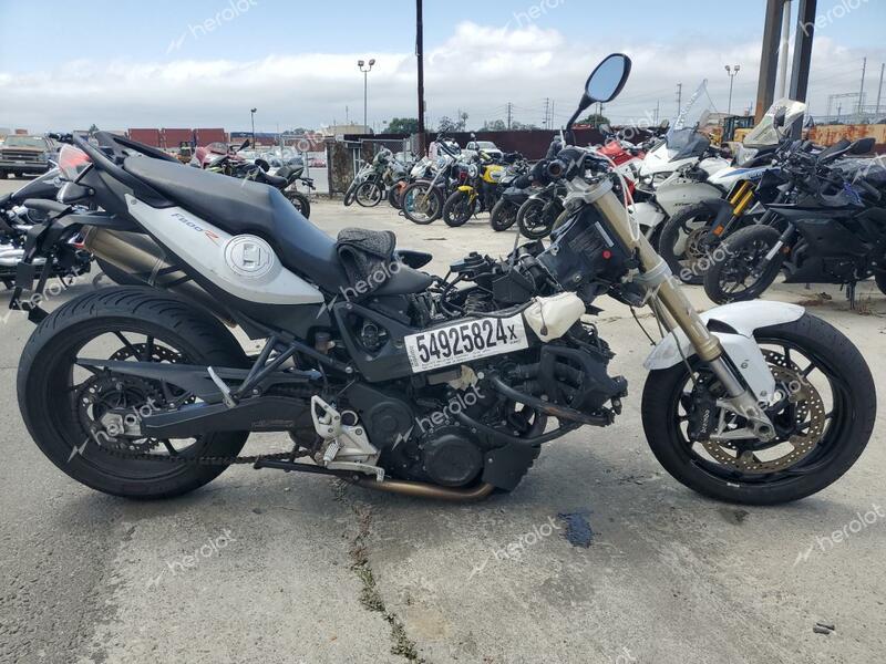 BMW F800 R 2016 two tone  gas WB10B1403GZC97684 photo #1