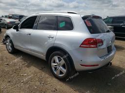 VOLKSWAGEN TOUAREG V6 2012 silver 4dr spor gas WVGEF9BP9CD009937 photo #3