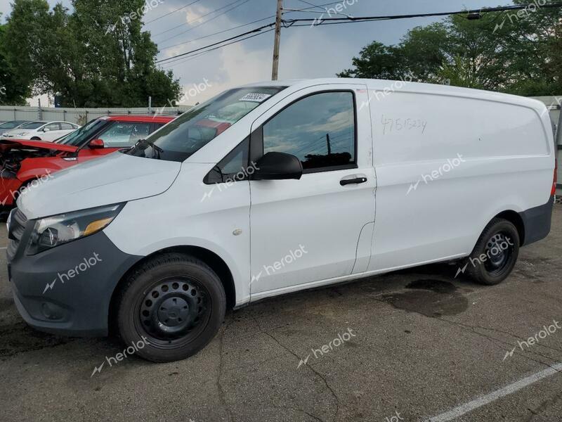 MERCEDES-BENZ METRIS 2017 white  gas WD3PG2EA9H3318162 photo #1