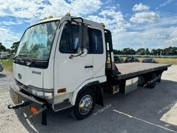 NISSAN DIESEL UD1800 2000 white tilt cab diesel JNAMA33HXYAH55492 photo #3