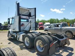 VOLVO VNR 2021 white  diesel 4V4WC9EH1MN278195 photo #4