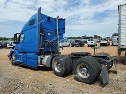 VOLVO VNL 2015 blue  diesel 4V4NC9EH3FN926165 photo #4