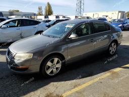 VOLKSWAGEN PASSAT KOM 2008 gray sedan 4d gas WVWAK73C38P073704 photo #2