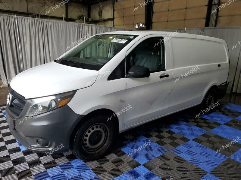 MERCEDES-BENZ METRIS 2021 white  gas W1YV0BEY4M3910718 photo #1