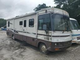 WINNEBAGO RV 2000 two tone  gas 3FCNF53S3YJA09090 photo #2