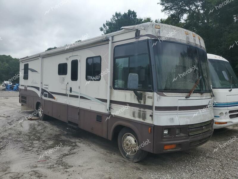 WINNEBAGO RV 2000 two tone  gas 3FCNF53S3YJA09090 photo #1