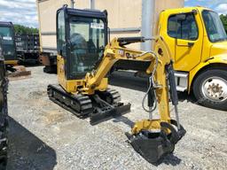 CATERPILLAR EXCAVATOR 2020 yellow   CAT00302ARHM00308 photo #2