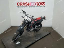 SUZUKI DR-Z400 SM 2022 red  gas JS1SK44A5N7102416 photo #3