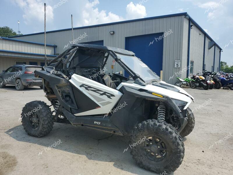 POLARIS RZR PRO XP 2022 white  gas 3NSRAE929NF358677 photo #1