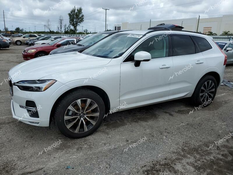 VOLVO XC60 ULTIM 2023 white  gas YV4L12DV7P1193728 photo #1