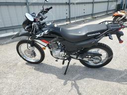 HONDA XR150L E 2023 black  gas 3H1KD1316PD007156 photo #4