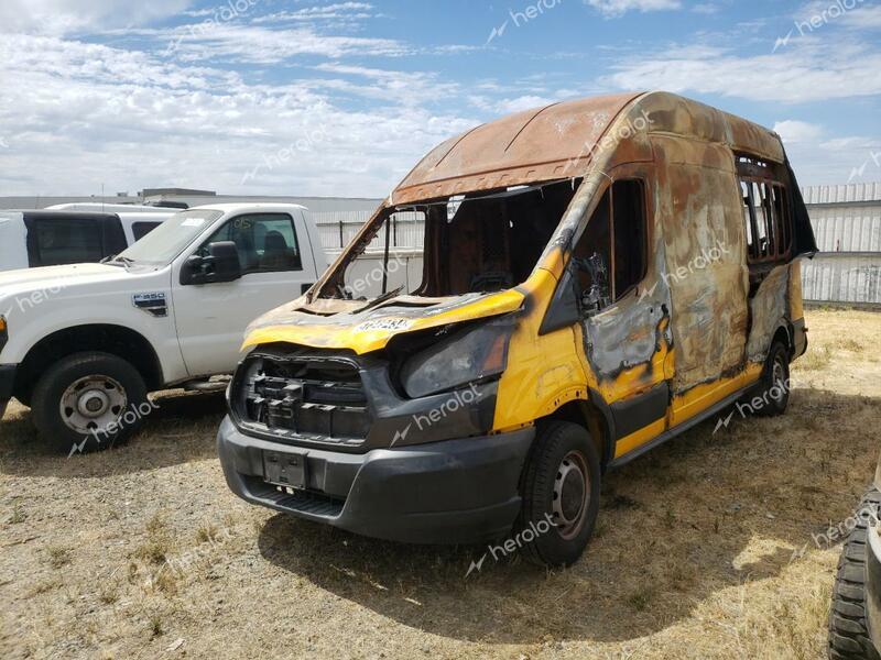 FORD TRANSIT T- 2019 burn  gas 1FTYR2XM1KKA55545 photo #1