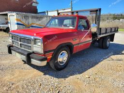 DODGE D-SERIES D 1993 red chassis diesel 1B6ME36C7PS164953 photo #3