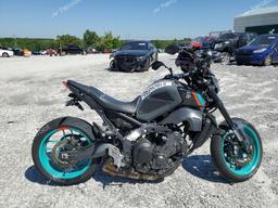 YAMAHA MT09 2022 gray  gas JYARN71E5NA002478 photo #2