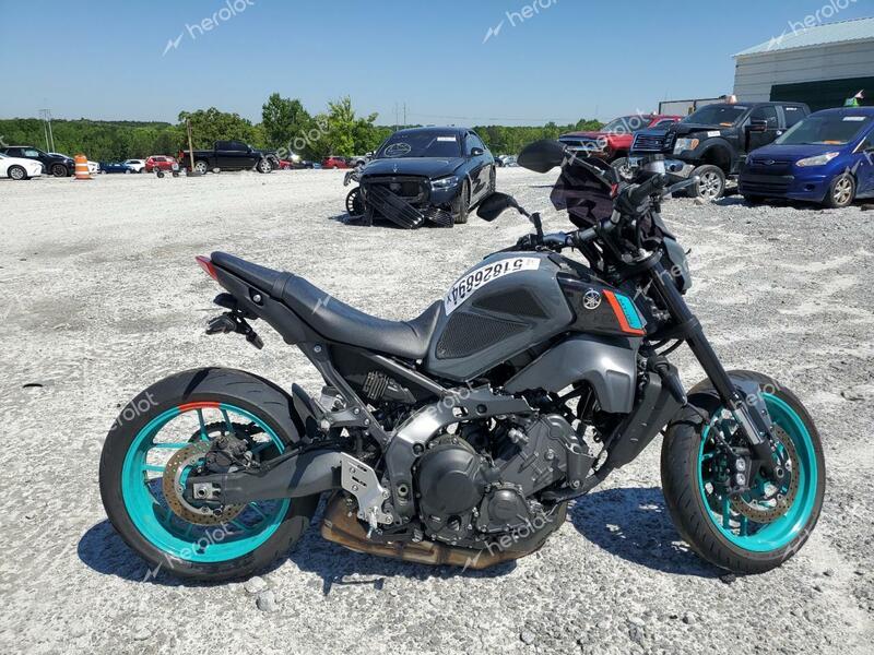 YAMAHA MT09 2022 gray  gas JYARN71E5NA002478 photo #1