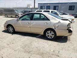 TOYOTA CAMRY LE 2004 gold  gas 4T1BF32K24U580689 photo #3