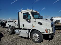 FREIGHTLINER CASCADIA 1 2013 white tractor diesel 3AKBGADV5DSBN2845 photo #2