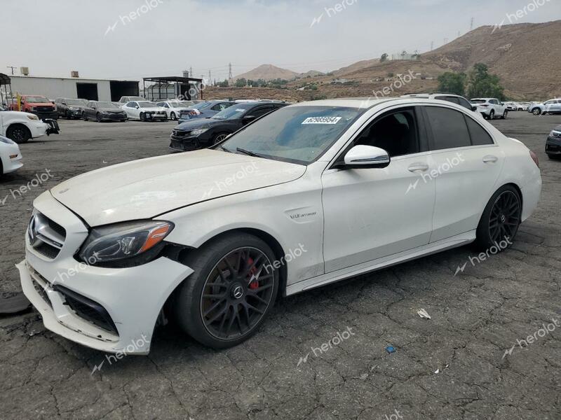 MERCEDES-BENZ C 63 AMG-S 2018 white  gas 55SWF8HB0JU268366 photo #1