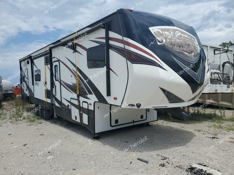 FRRV TRAILER 2018 two tone   5ZT3ST7F6JG301334 photo #1