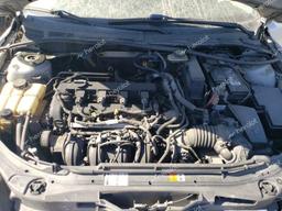 MAZDA 3 HATCHBAC 2006 silver hatchbac gas JM1BK144961517189 photo #4