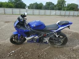 YAMAHA YZFR6 L 2005 blue  gas JYARJ06E35A024698 photo #4