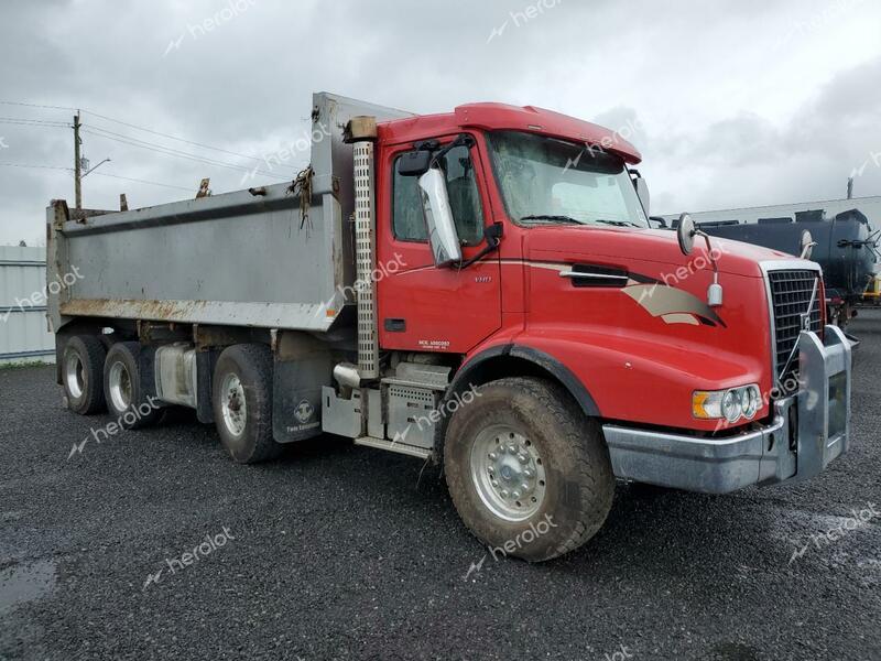 VOLVO VHD 2020 red  diesel 4V5KG9EH0LN251731 photo #1