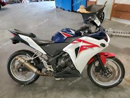 HONDA CBR250 R 2012 white  gas MLHMC4106C5200934 photo #2