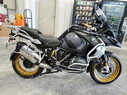 BMW R 1250 GS 2024 black  gas WB10M1308R6J18665 photo #2