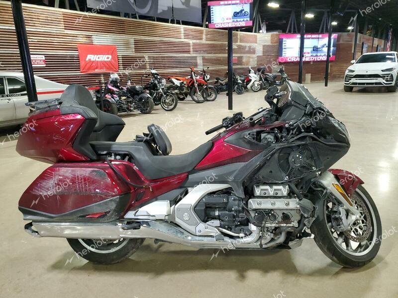 HONDA GL1800 2023 maroon  gas JH2SC7904PK500146 photo #1