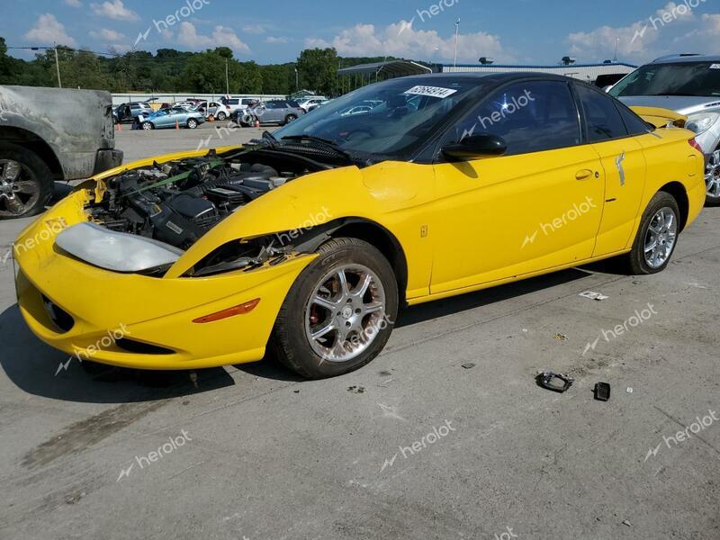 SATURN SC2 2001 yellow coupe 3d gas 1G8ZY12731Z117773 photo #1