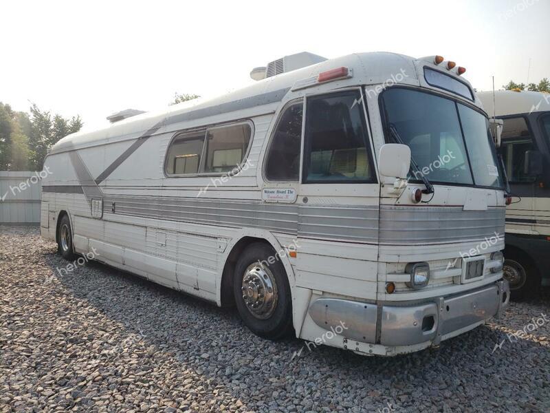 WINNEBAGO MOTORHOME 1956 white   PD41041775 photo #1